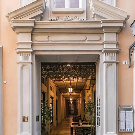 Le Porte Lägenhetshotell 4*